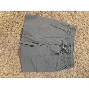 Gap boys 3T hybrid shorts with QuickDry in cool grey. New without tags